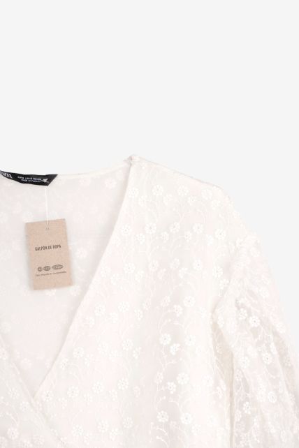 Blusa - Second Image